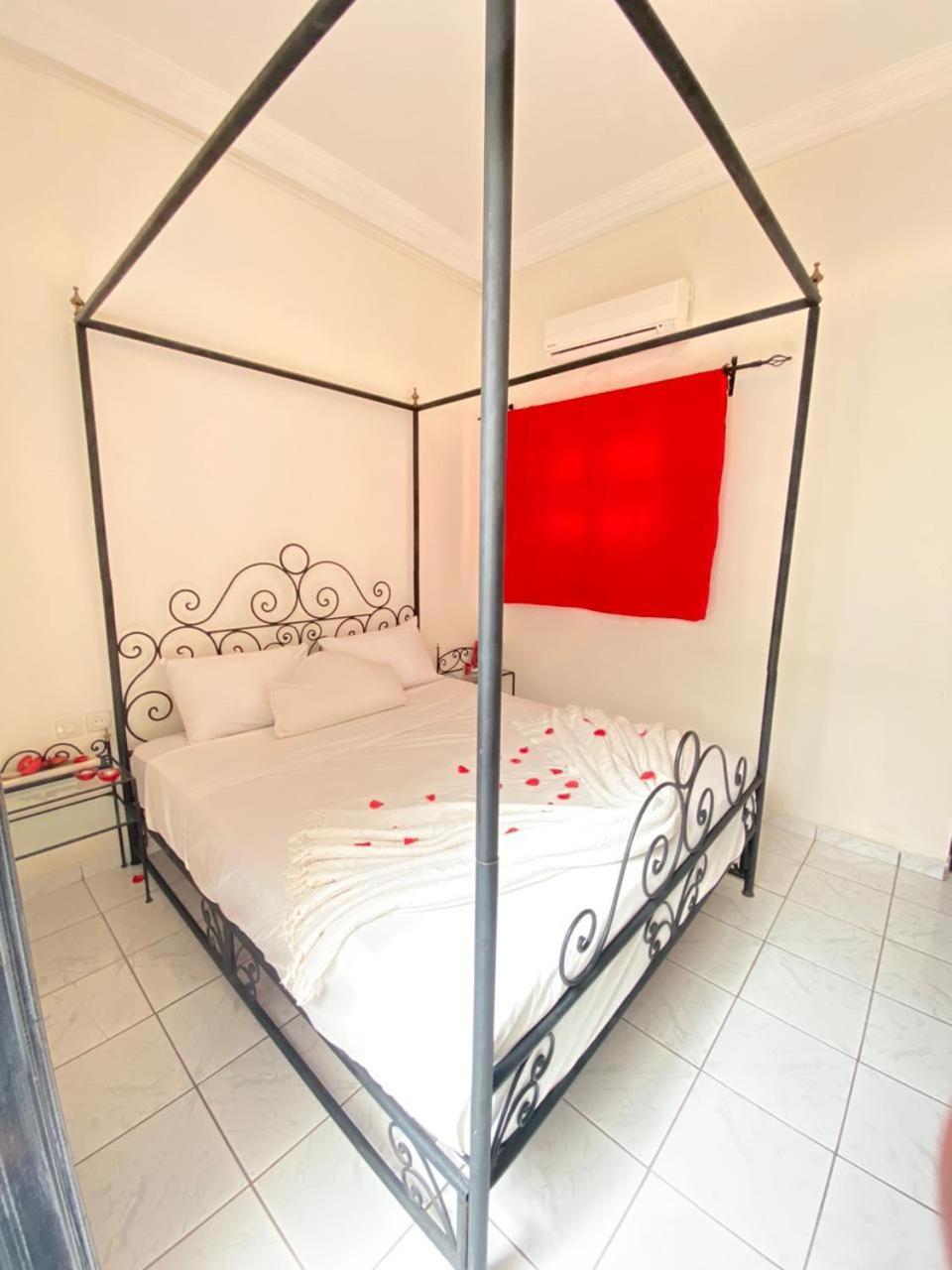 Riad Saif Piscine Palmeraie Marrakesh Exteriör bild